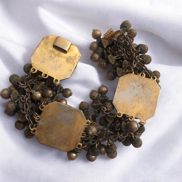 Art Nouveau Repoussé Floral Cluster Bracelet - Picture 6 of 9